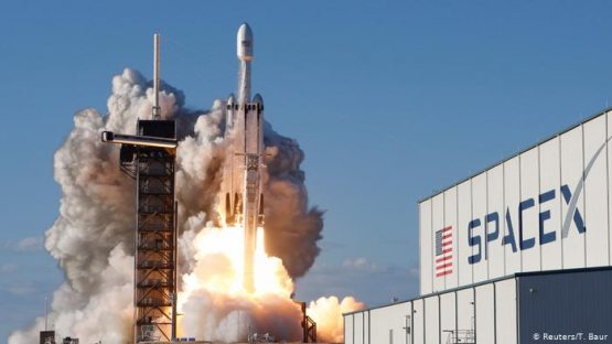 “SpaceX” dekabr oyida maxfiy sun’iy yo‘ldosh uchirishni rejalashtirmoqda