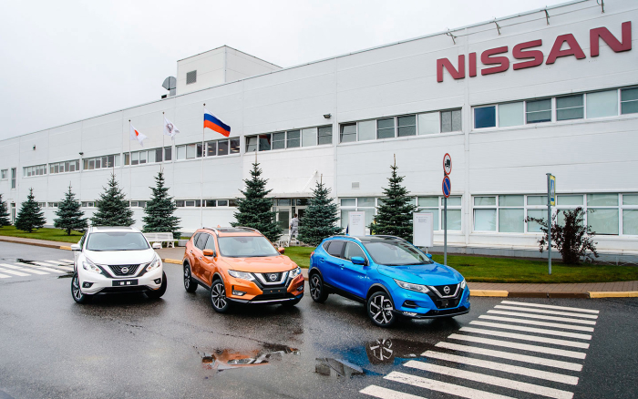 "Nissan" Rossiya va Ukrainadagi faoliyatini bir yilga to‘xtatdi