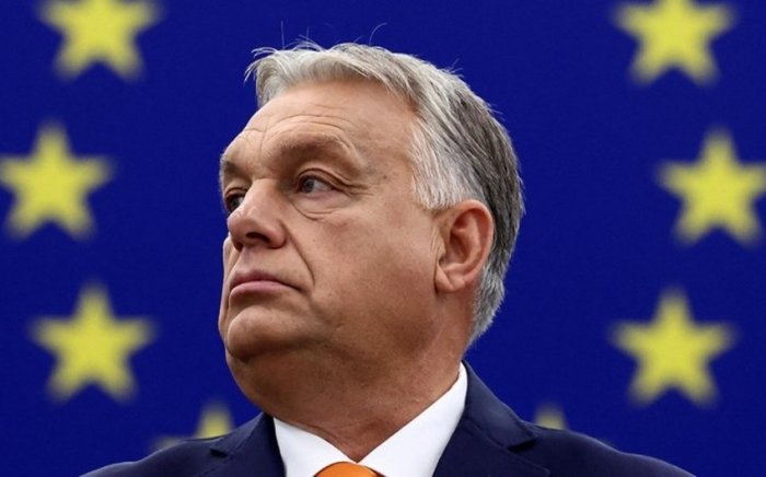 ЕИ комиссарларидан Орбан туфайли Будапешт маршида қатнашмасликларини сўради