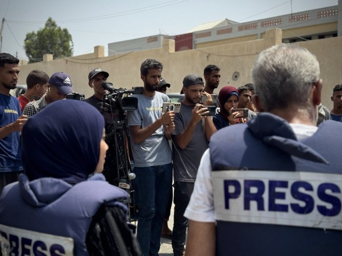 Parij Isroildan jurnalistlarni o‘ldirishni to‘xtatishni talab qildi