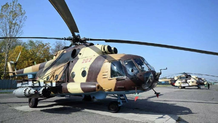 Ўзбекистон Қирғизистонга иккита Ми-8МТВ ҳарбий-транспорт вертолётини топширди