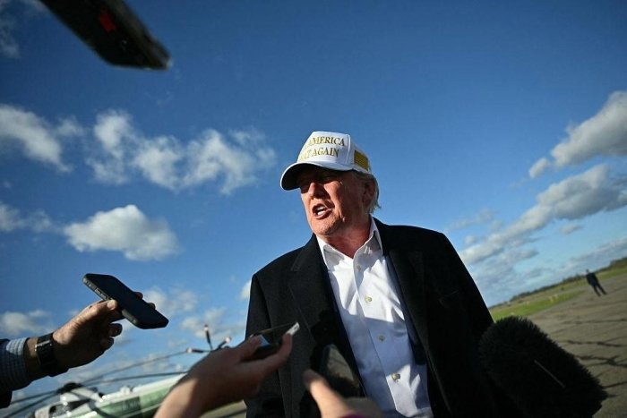 Трамп яна бир бор Путинни тинчликка содиқлигини намойиш этишга ва Украинадаги ҳарбий ҳаракатларни тўхтатишга чақирди Трамп яна бир бор Путинни тинчликка содиқлигини намойиш этишга ва Украинадаги ҳарбий ҳаракатларни тўхтатишга чақирди