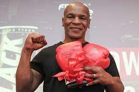 Афсонавий боксчи бошқа рингга чиқмаслиги мумкин