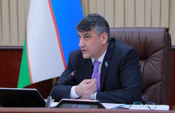 Rossiya xayolparastlar va shamollaganlardan tezroq qutulishi kerak – Alisher Qodirov