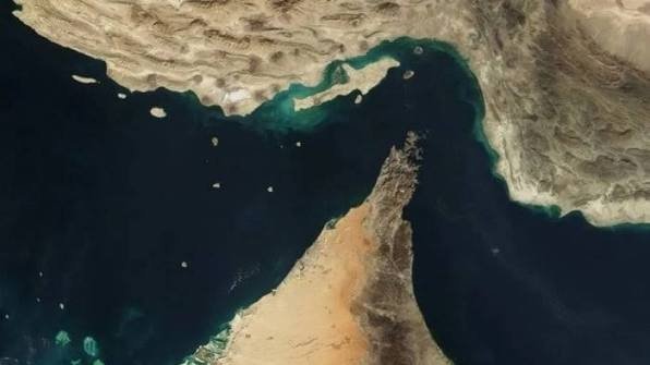 Hormuz bo‘g‘ozi o‘tkazuvchanlik quvvati urushdan oldingi darajaning 50 foiziga tiklandi
