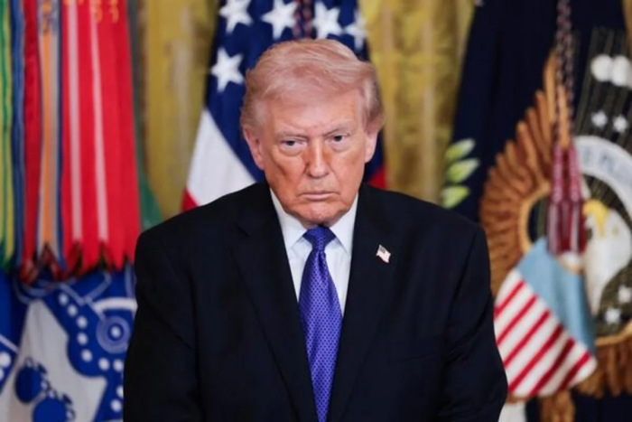 "Узр ўғлим, шунақа бўлиб қолди" - Трамп ўғлининг никоҳ тўйида қатнаша олмаслигини маълум қилди