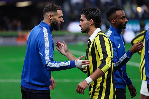 "Ал-Ҳилол" футболчилари Бензема билан шартнома имзоланганидан афсусда