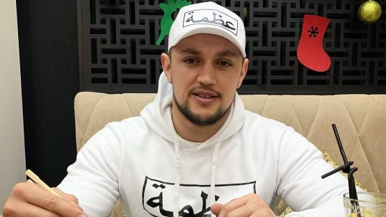 Азамат Аҳроров: "Гонорарим 50 миллион сўм атрофида!" Азамат Аҳроров: "Гонорарим 50 миллион сўм атрофида!"