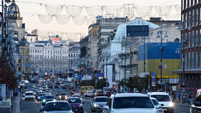 Ukraina maktab o‘quvchilari NATO standartlari bo‘yicha harbiy tayyorgarlikdan o‘tdilar