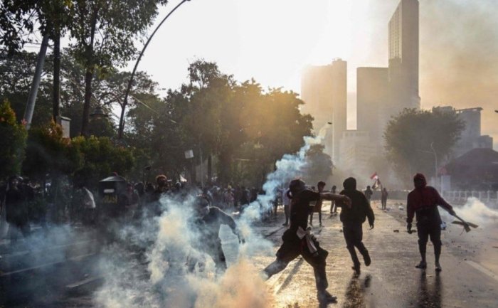 Indoneziyadagi norozilik namoyishlarida 4 kishi halok bo‘ldi — Associated Press 