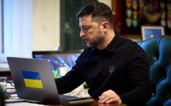 Зеленский: "Украина ҳозир тинчликка эришиш учун ҳар қачонгидан ҳам яқинроқ"