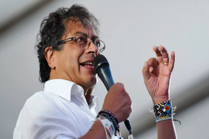 Колумбия Президенти денгиз флотига Исроилга кўмир олиб кетаётган кемаларни тўхтатишни буюрди 