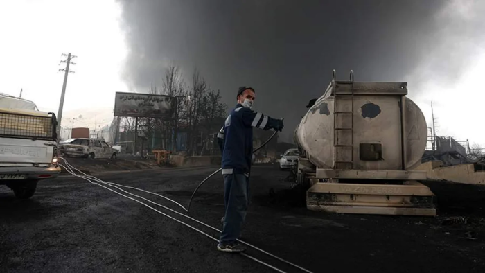 Erondagi neftni qayta ishlash zavodida bir nechta portlashlar sodir bo‘ldi