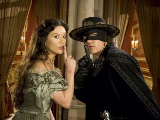 “Zorro” yulduzi jiddiy jarohatlandi