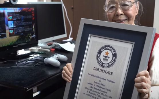Dunyodagi eng keksa geymer yaponiyalik ayol Ginnes rekordlar kitobiga kiritildi