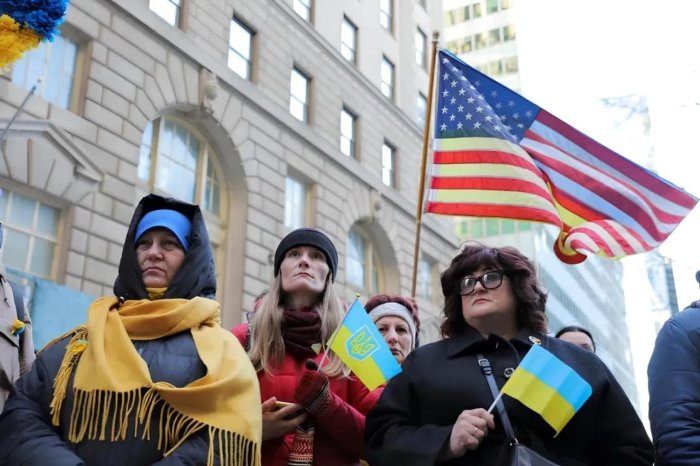  Оқ уй украиналикларни чиқариб юборишга тайёрми?