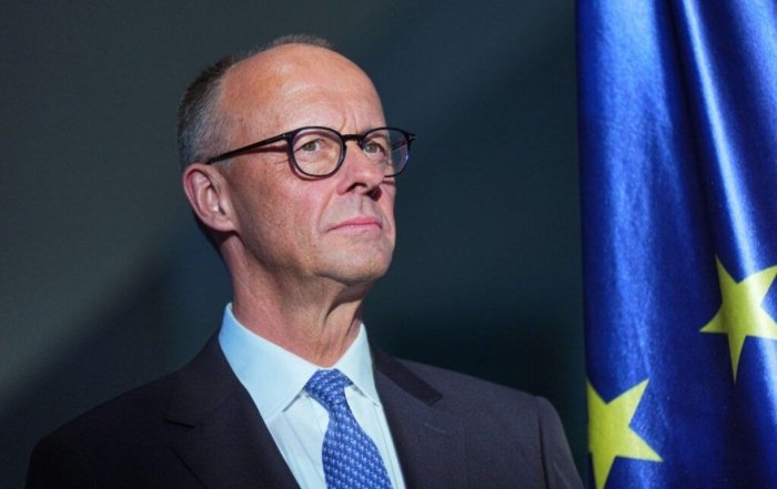 Германия канцлери: "Украина — Путиннинг босқинчилик режаларининг фақат бошланиши" 