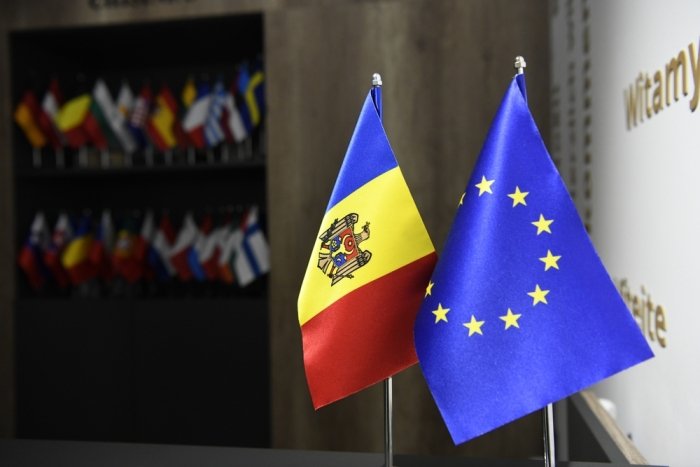 FT: Европа Иттифоқи ва Молдова келаси ҳафта мудофаа шартномасини имзолайди