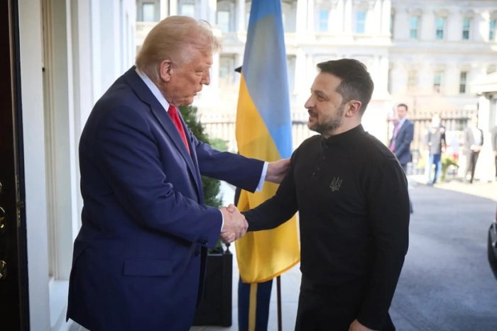 Зеленский: "Украина учун хавфсизлик кафолатлари Трамп билан муҳокама қилинади"