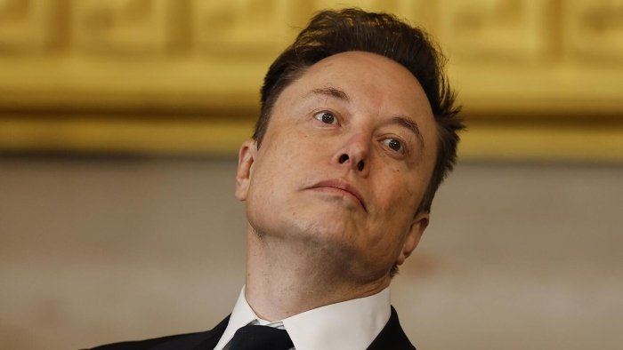 Mask: “Bu pul emas, nazorat masalasi!” — milliarder Tesla’da qolib, siyosatdan uzoqlashadi