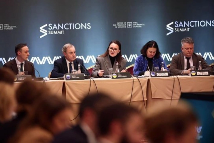 Киевда биринчи Санкция саммити бошланди