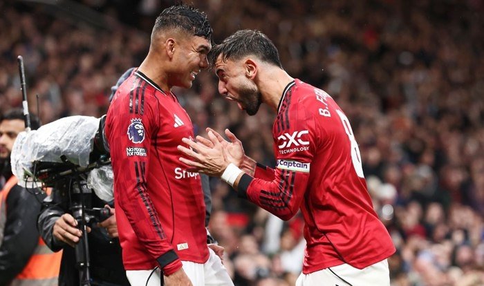 АПЛ. Икки футболчи четлатилган ўйинда «Манчестер Юнайтед» «Челси»ни мағлуб этди