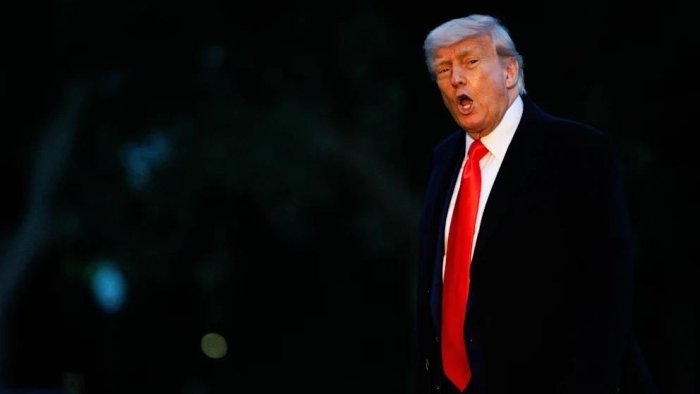 Трамп Европа Иттифоқининг барча импортларига 50% божлар жорий қилди Трамп Европа Иттифоқининг барча импортларига 50% божлар жорий қилди