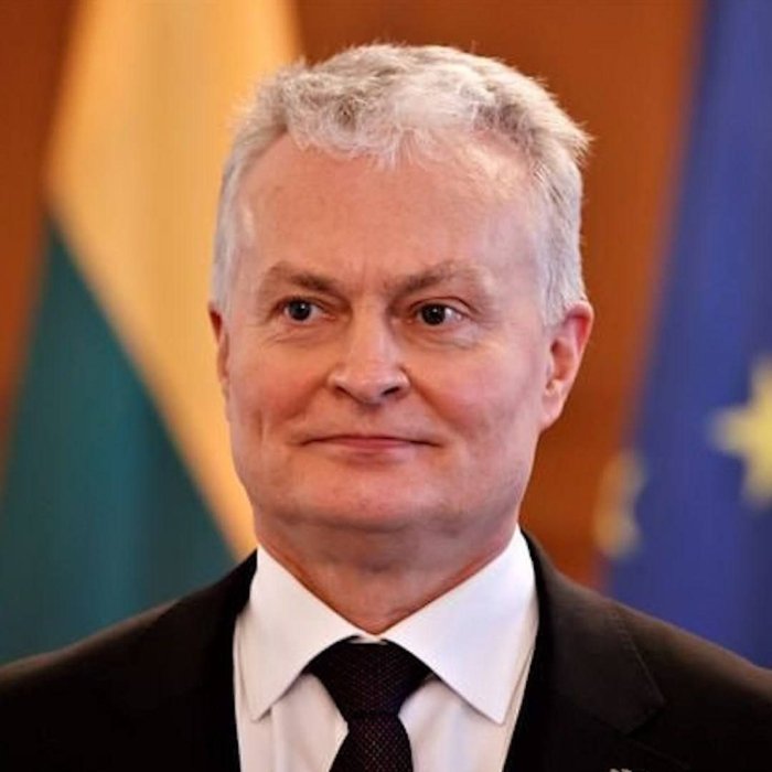 Литва ҳаво ҳудудаги фавқулодда ҳолат туфайли мамлакат раҳбарияти бошпаналарга олиб ўтилди
