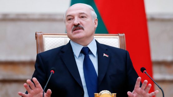 Лукашенко: «Янги конституцияга биноан мен сиз билан президент сифатида ишламайман»