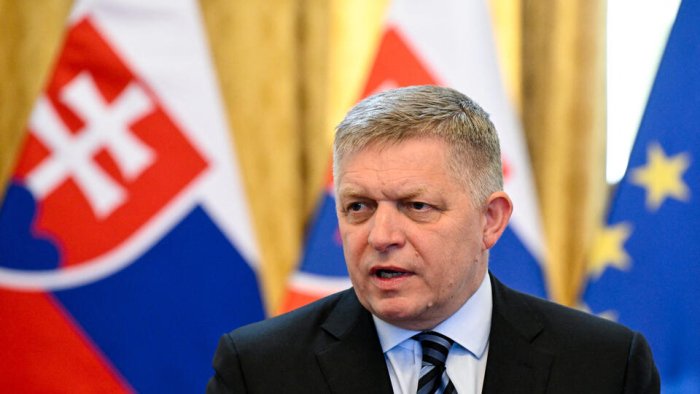 Словакия бош вазири: "АҚШ-Украина ноёб тупроқ металлари бўйича келишув - шайтон билан тузилган битим"