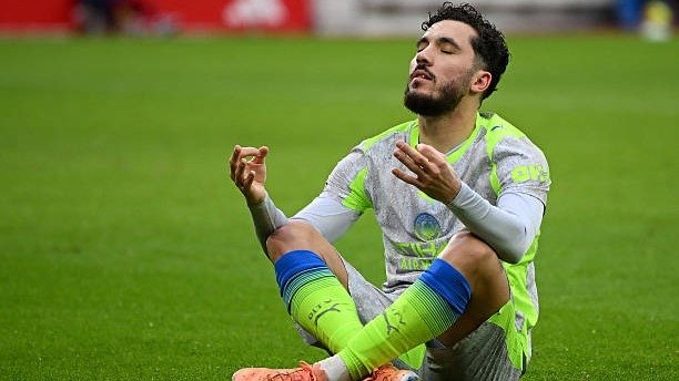 Habib Nurmagomedov "Manchester Siti" yulduzidan sovg‘a oldi (foto)