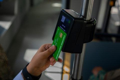 Тўсатдан картангиздан пул ечилса, ҳайрон бўлманг! 