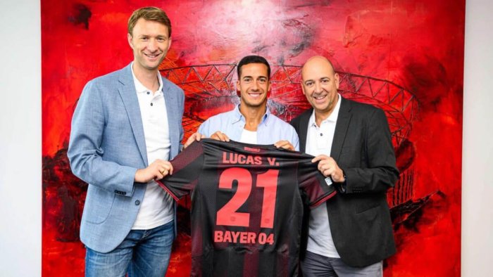 Расман: «Реал» собиқ футболчиси Бундеслигага кўчиб ўтди