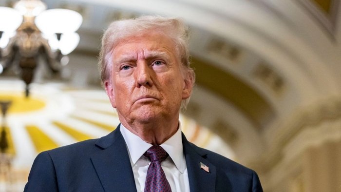 Трамп НАТО саммитини бекор қилиш билан таҳдид қилмоқда Трамп НАТО саммитини бекор қилиш билан таҳдид қилмоқда