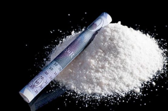 Испанияда гиёҳванд моддалар сотувчилари уч тонна кокаинни чўктириб юборди