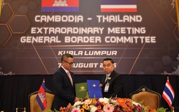 Таиланд ва Камбоджа тинчлик шартномасини имзолади