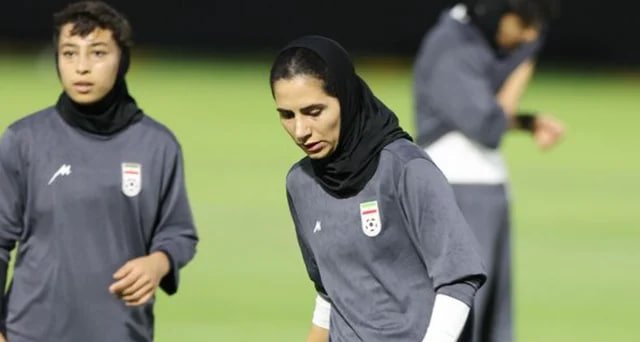 Эрон аёллар терма жамоаси Осиё Кубогида мадҳия ижро этишдан бош тортди