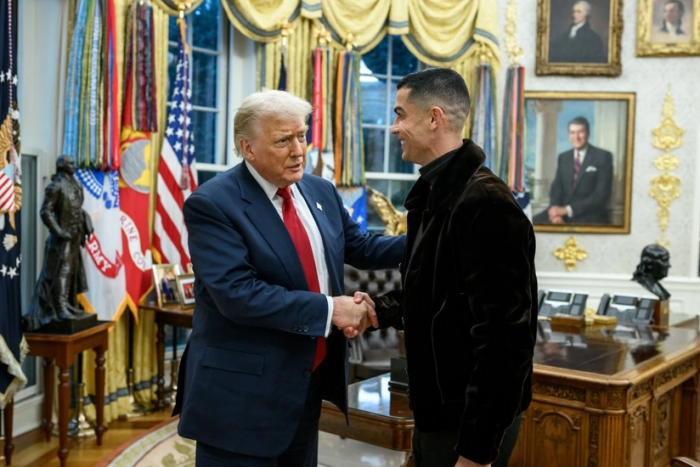 Роналду Трамп билан телефон орқали суҳбатлашди ва миннатдорчилик билдирди