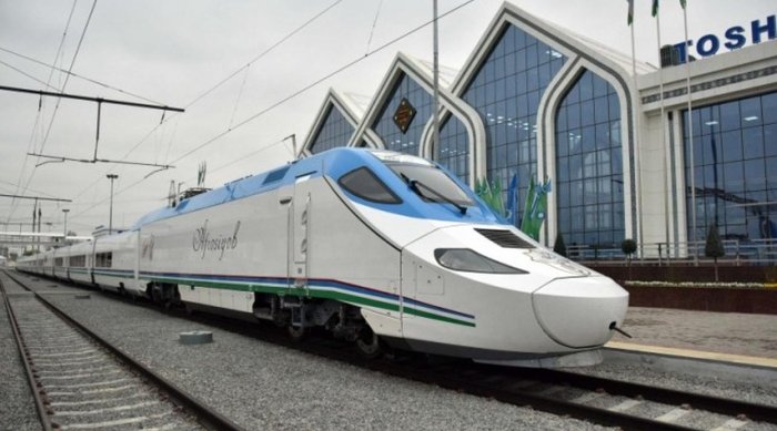 “O‘zbekiston temir yo‘llari” poyezd chiptalari yetishmasligi bo‘yicha izoh berdi