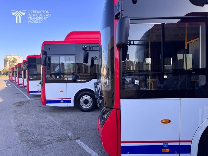 Buxoro viloyatiga 12 dona «YUTONG» avtobuslari olib kelindi