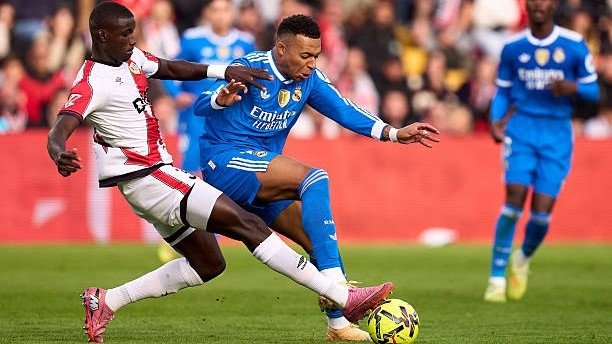 «Реал» Мадрид дербисида очко йўқотди (ВИДЕО)