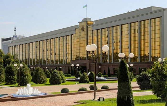 Экология вазирлиги Ҳукумат таркибидан чиқарилади