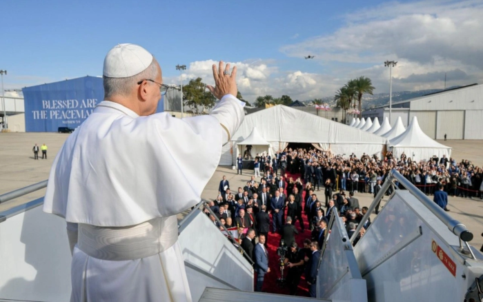 Rim Papasi birinchi xorijiy tashrifini yakunladi