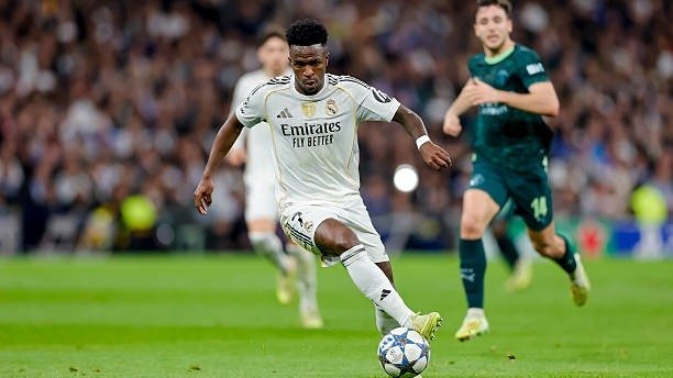 "Реал" раҳбарияти Винисиусга шарт қўйди: "Хоҳласанг шу, бўлмаса, кет!"