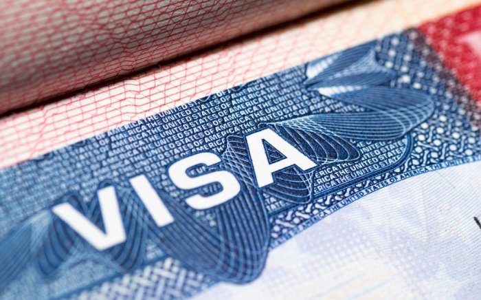 АҚШ юк машиналари ҳайдовчиларига иш визаларини беришни тўхтатди