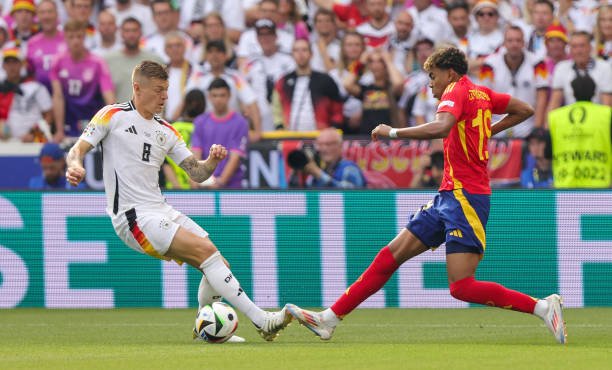 Тони Кроос - Ламин Ямал ҳақида: "Ҳеч қачон бунақасини кўрмаганман"