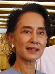 Нобель мукофоти соҳиби Аун Сан Су Чининг қамоқ жазоси қисқартирилди