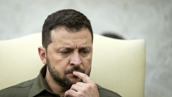 Анқара Зеленскийнинг 15 май куни Туркияга ташриф буюриш режаларидан бехабар Анқара Зеленскийнинг 15 май куни Туркияга ташриф буюриш режаларидан бехабар