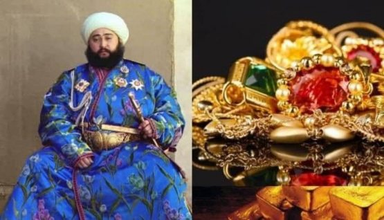 Амир ОЛИМХОН: "Банкда сақланаётган долларларга бирортанг қўл теккизмайсан, Ўзбекистон мустақил бўлгач, бу пулларни унинг ҳисобига ўтказасанлар" Амир ОЛИМХОН: "Банкда сақланаётган долларларга бирортанг қўл теккизмайсан, Ўзбекистон мустақил бўлгач, бу пулларни унинг ҳисобига ўтказасанлар"