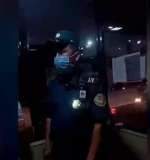 Самарқандда кечқурун ЙПХ ходимлари автобусларни тўхтатишди. Нега? Самарқандда кечқурун ЙПХ ходимлари автобусларни тўхтатишди. Нега?